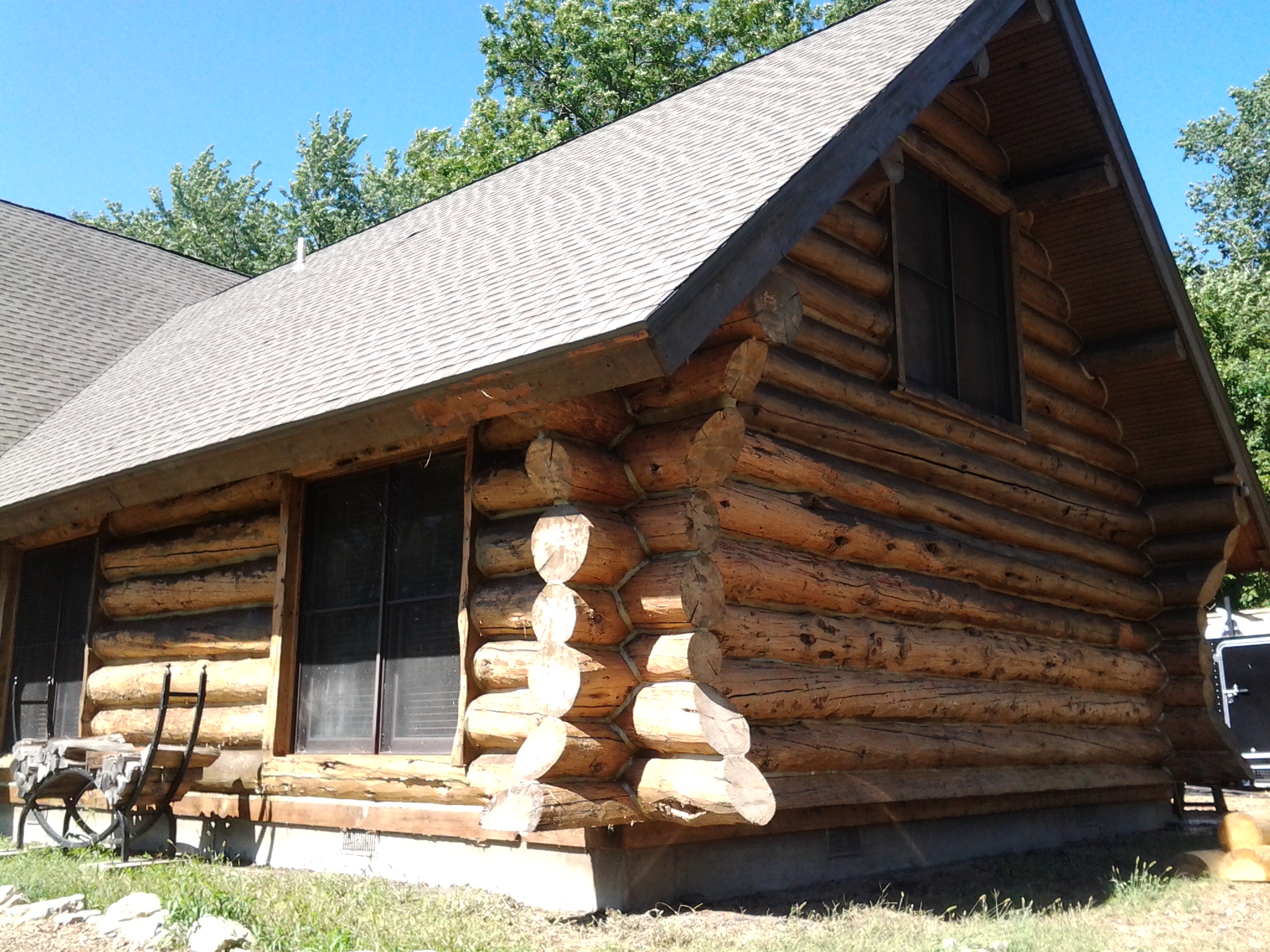 log home maintenance near me